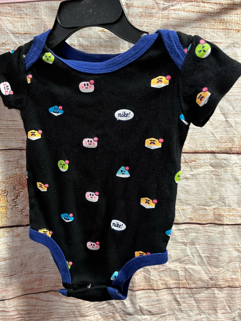 Nike one piece -0/6 months unisex baby